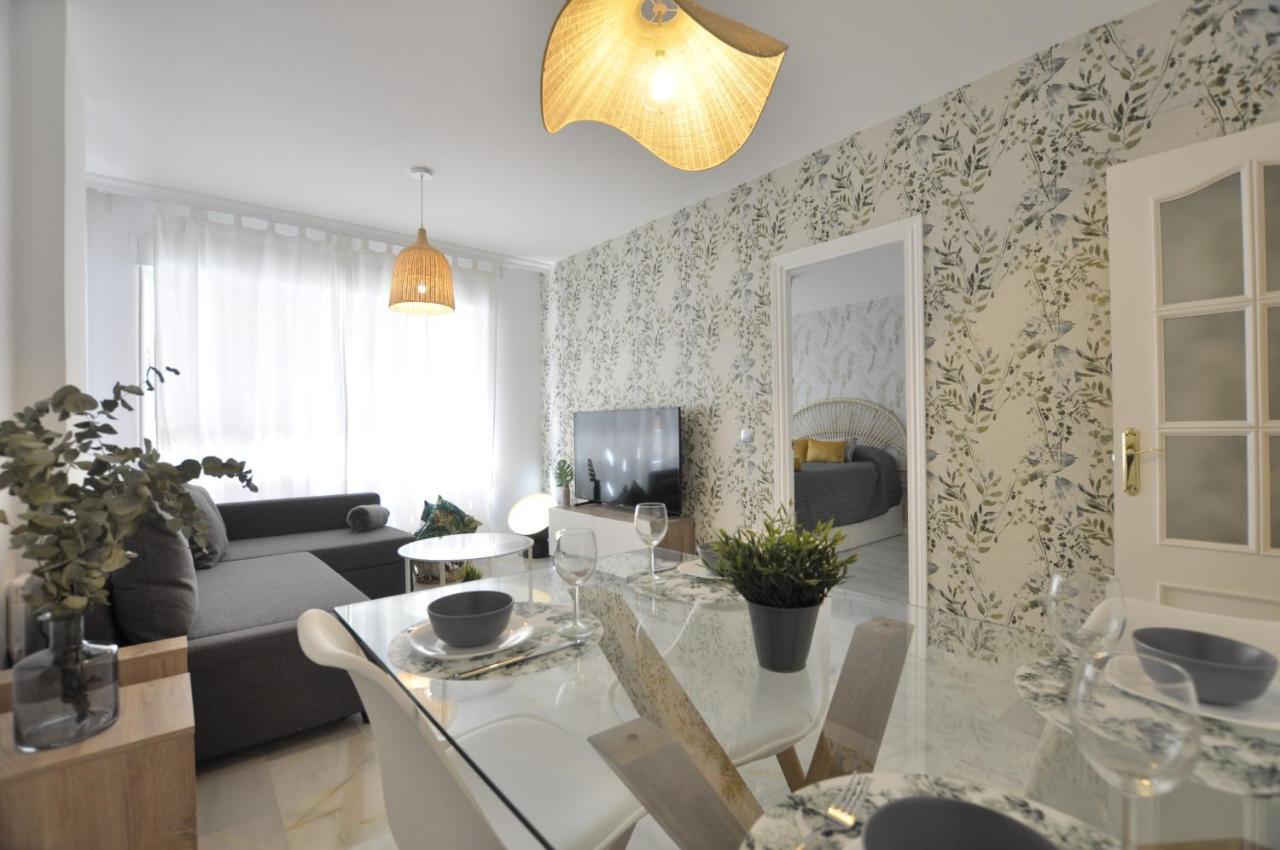 Luminoso Y Coqueto Apartamento Con Jardin Málaga Exterior foto